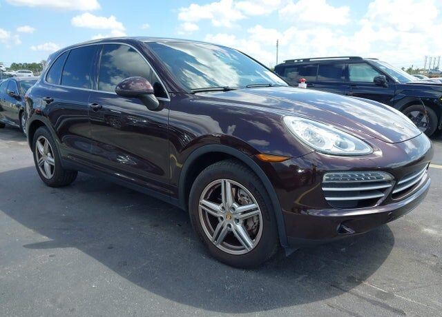 2014 PORSCHE Cayenne