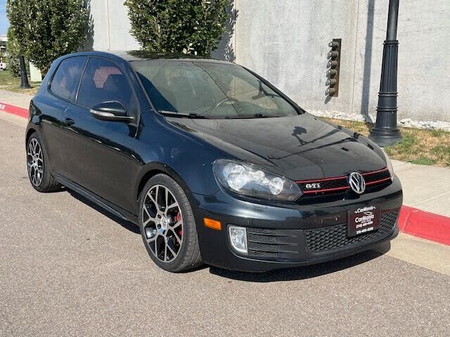 2011 VOLKSWAGEN GTI