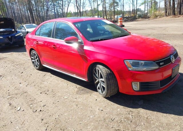 2012 VOLKSWAGEN Jetta