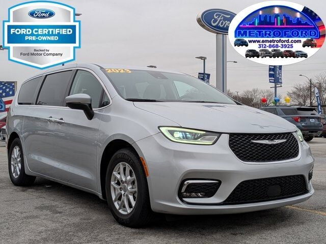 2023 CHRYSLER Pacifica