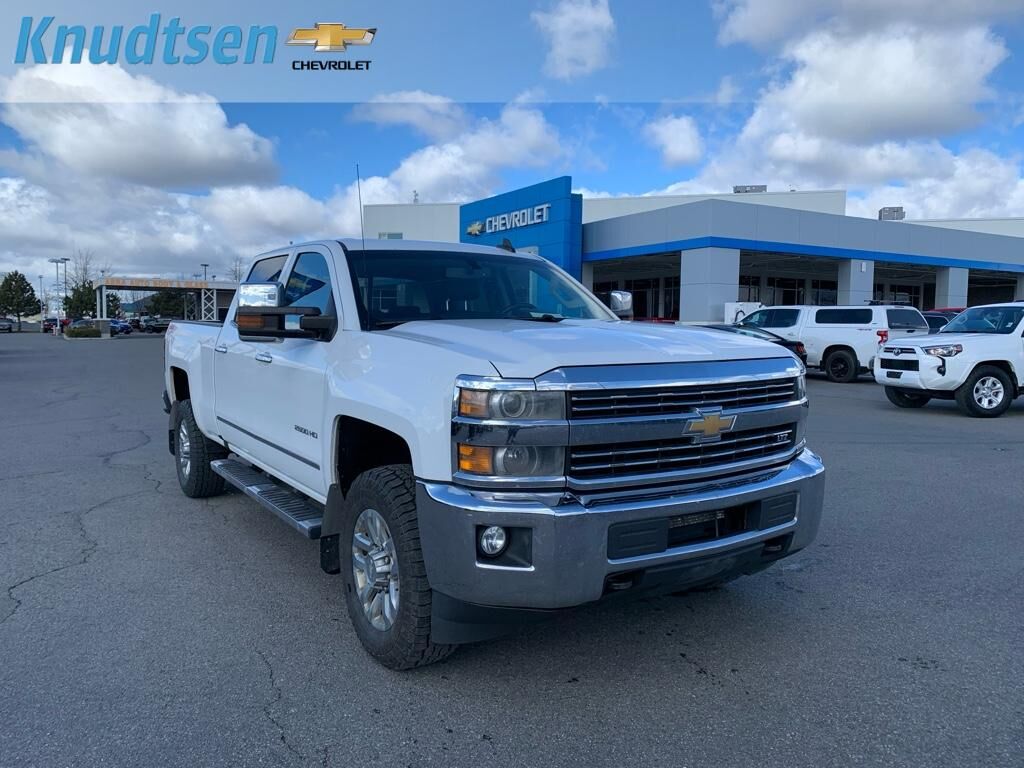 2018 CHEVROLET Silverado