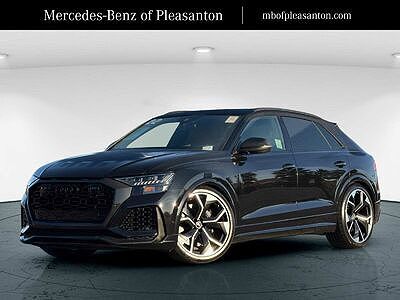 2022 AUDI RS Q8