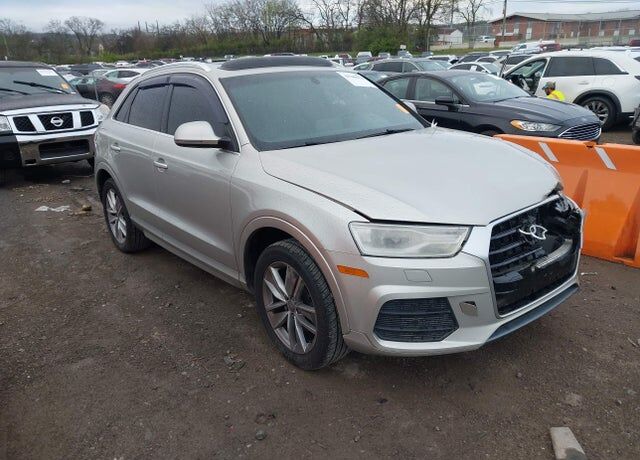 2016 AUDI Q3
