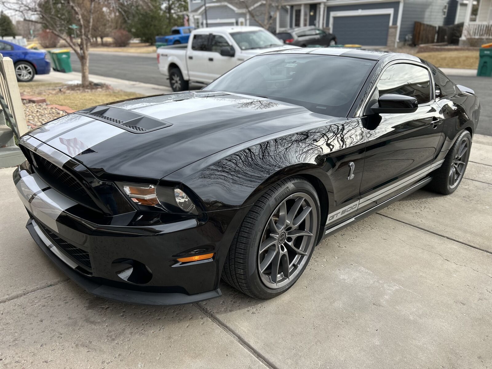 2010 FORD Mustang