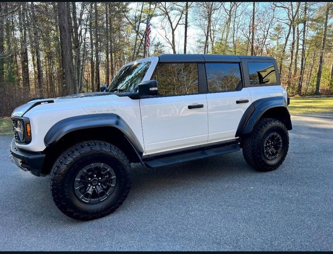 2023 FORD Bronco