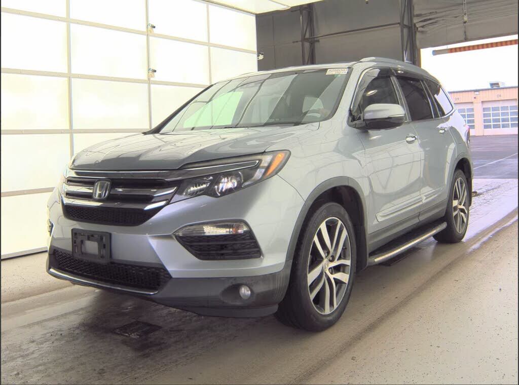 2017 HONDA Pilot
