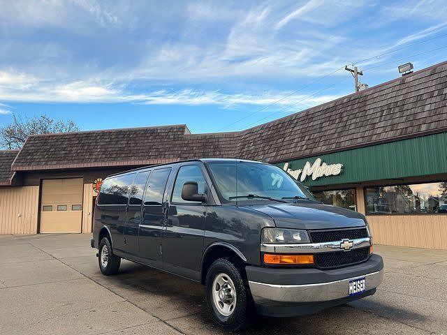 2017 CHEVROLET Express