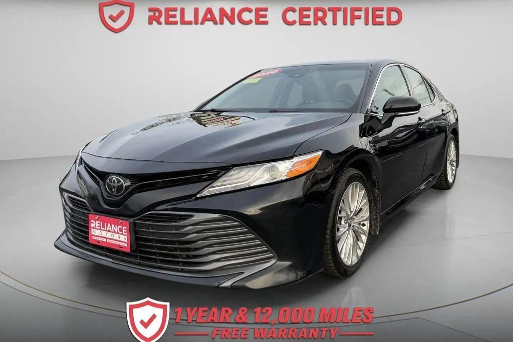 2020 TOYOTA Camry