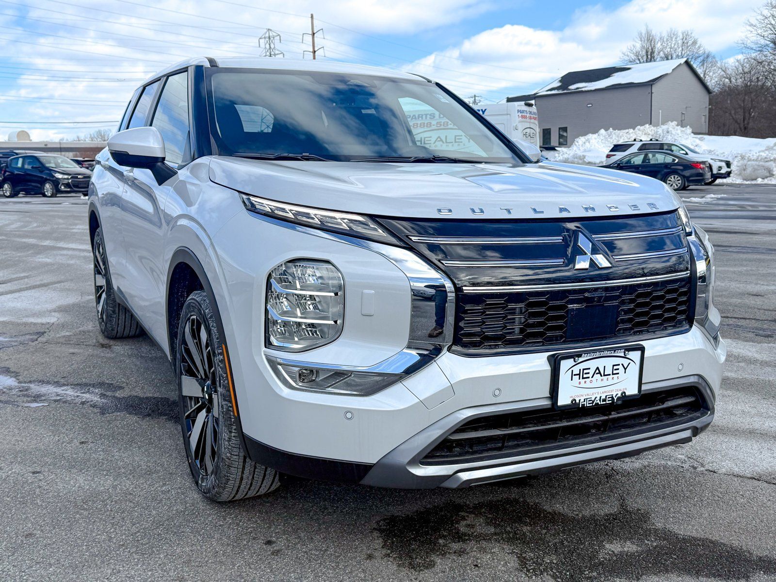 2026 MITSUBISHI Outlander