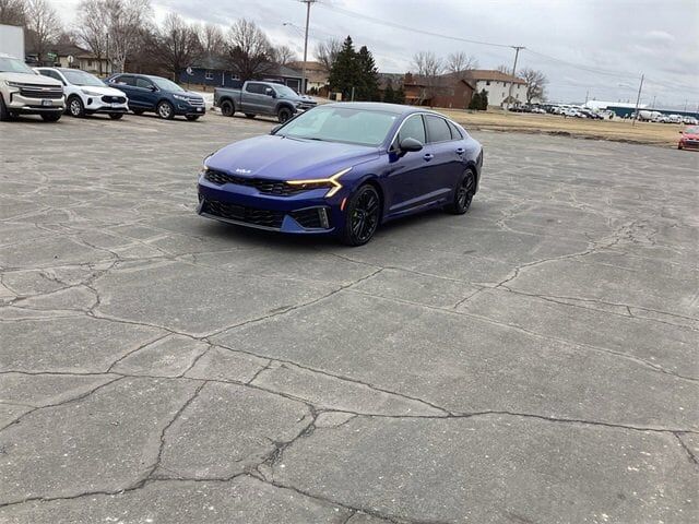 2025 KIA K5