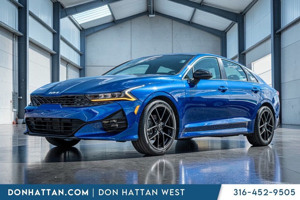 2022 KIA K5
