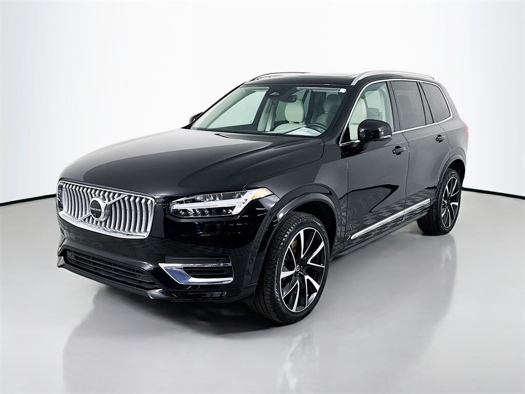 2023 VOLVO XC90