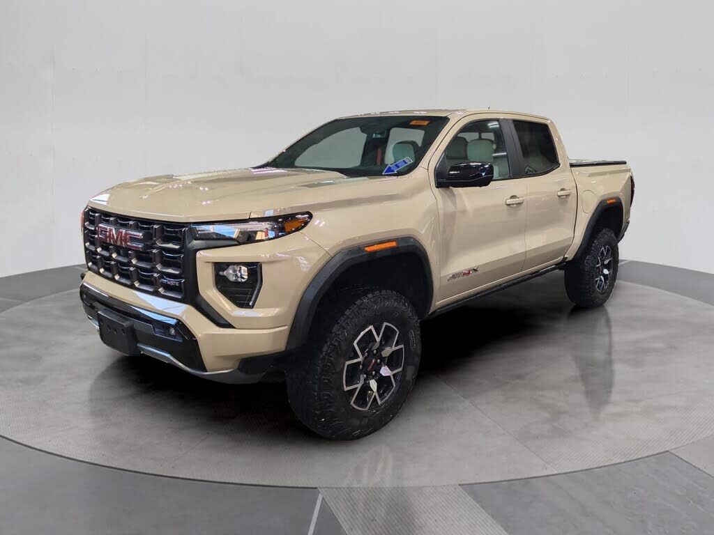 2024 GMC Canyon