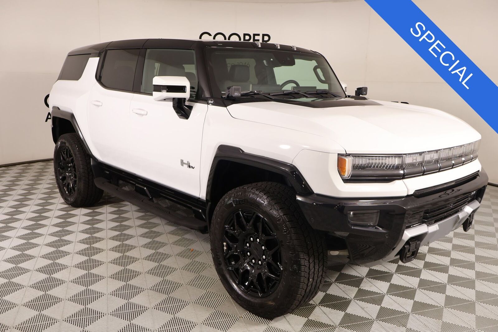 2024 GMC Hummer EV SUV