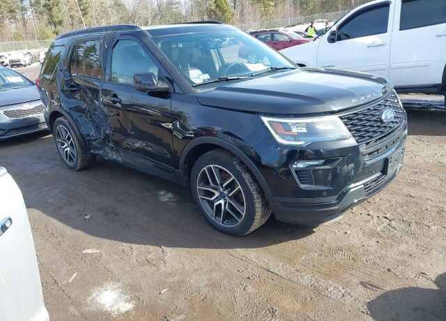 2018 FORD Explorer