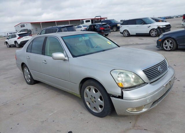 2002 LEXUS LS
