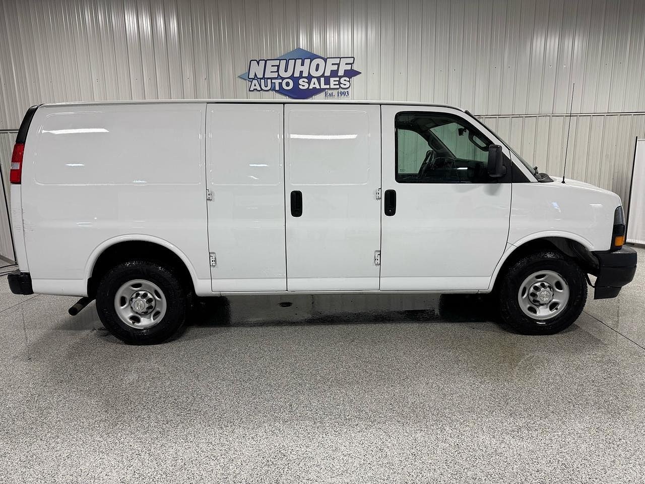 2018 CHEVROLET Express