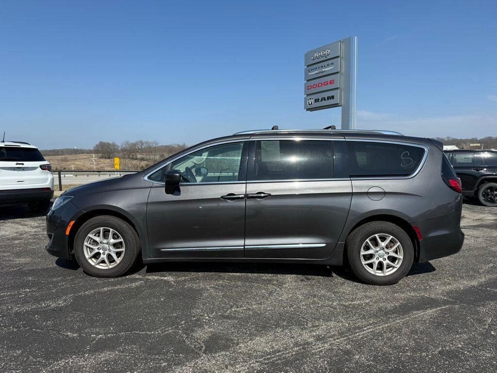 2020 CHRYSLER Pacifica