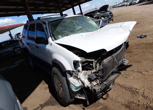 2005 FORD Escape