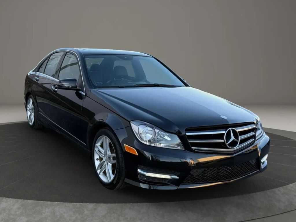 2014 MERCEDES-BENZ C-Class