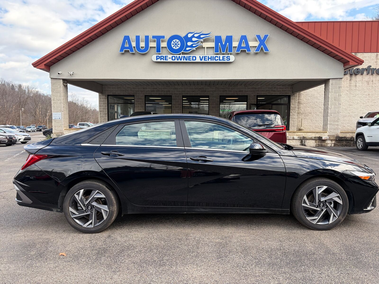 2025 HYUNDAI Elantra