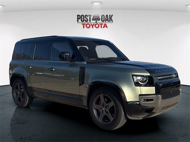 2023 LAND ROVER Defender