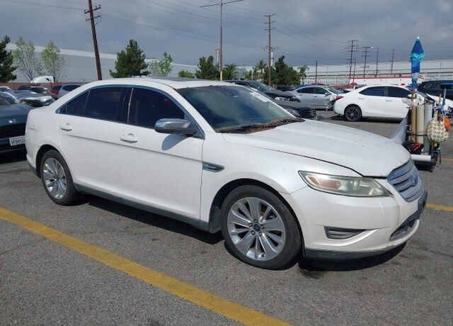 2011 FORD Taurus