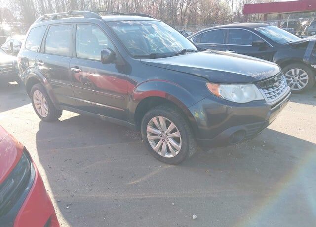 2013 SUBARU Forester