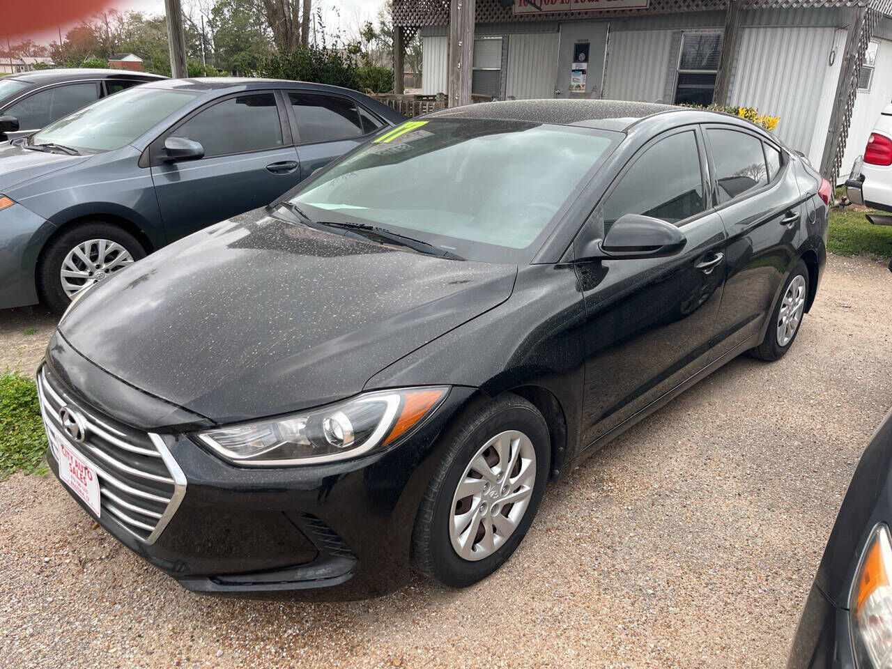 2017 HYUNDAI Elantra