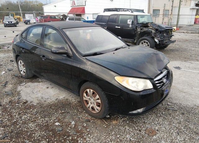 2010 HYUNDAI Elantra