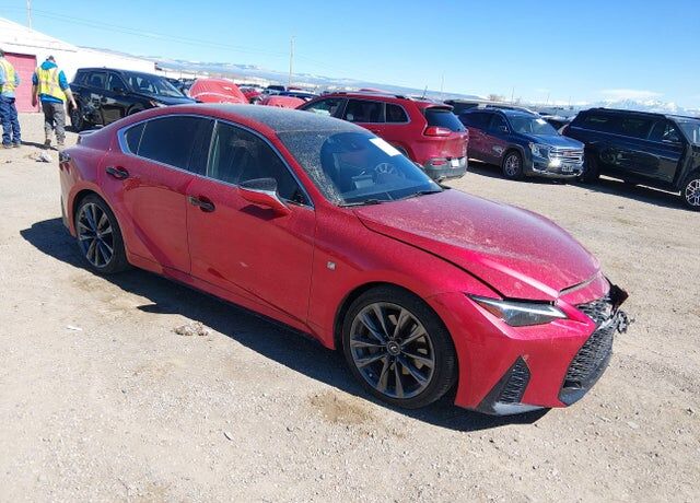 2021 LEXUS IS