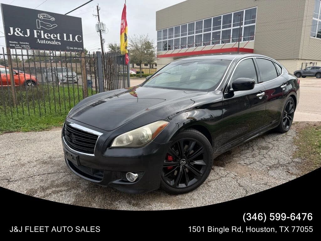 Infiniti M56