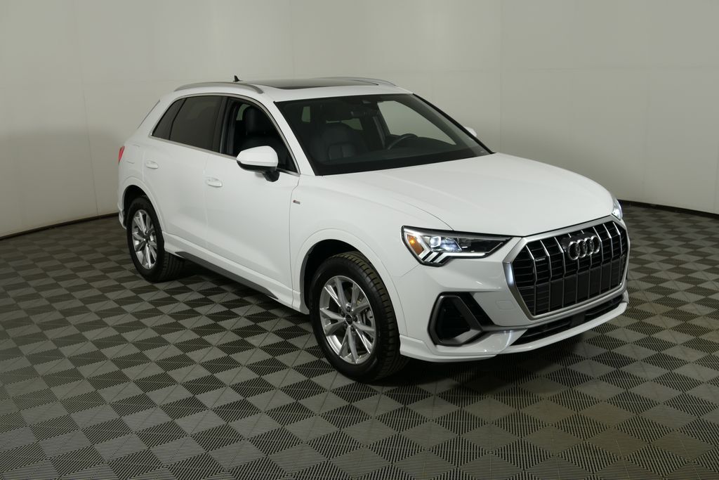 2025 AUDI Q3