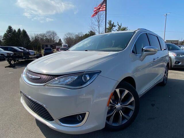 2017 CHRYSLER Pacifica