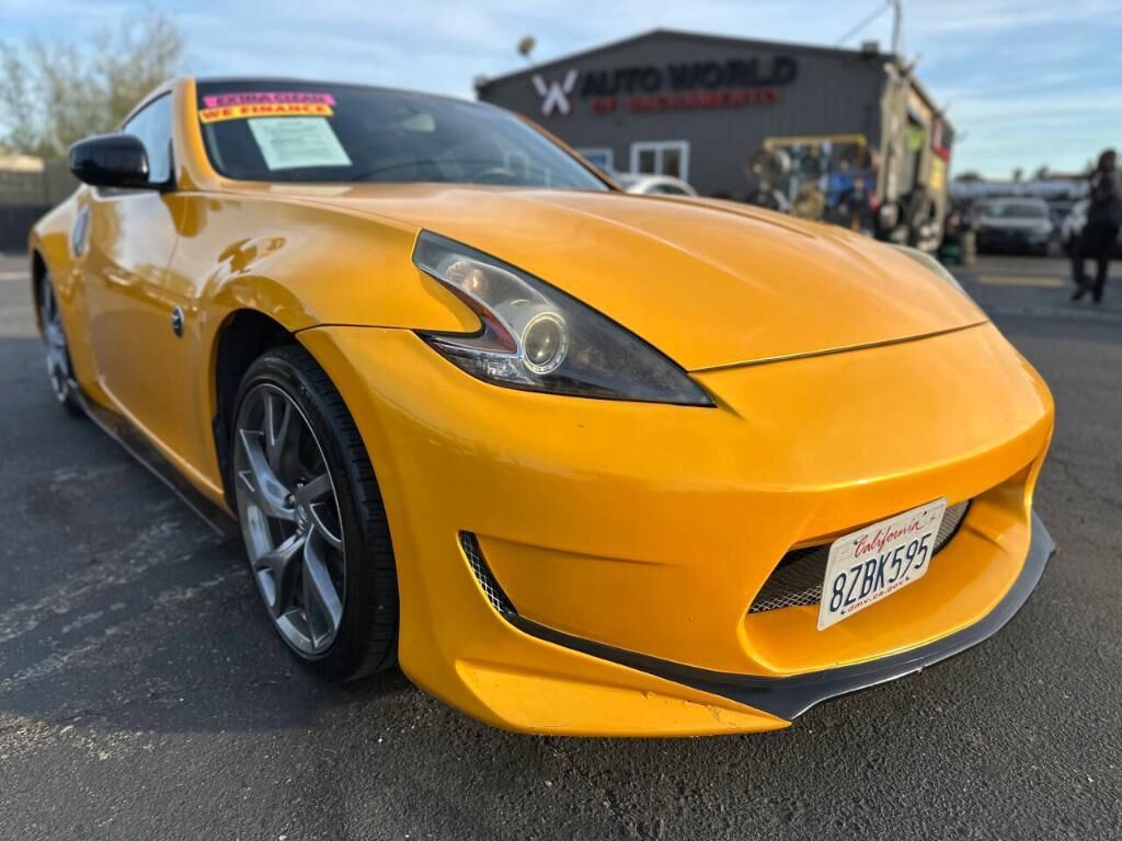 2018 NISSAN 370Z