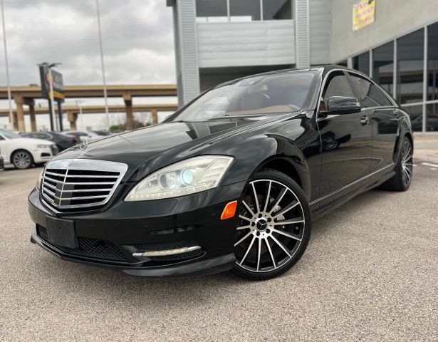 2011 MERCEDES-BENZ S-Class