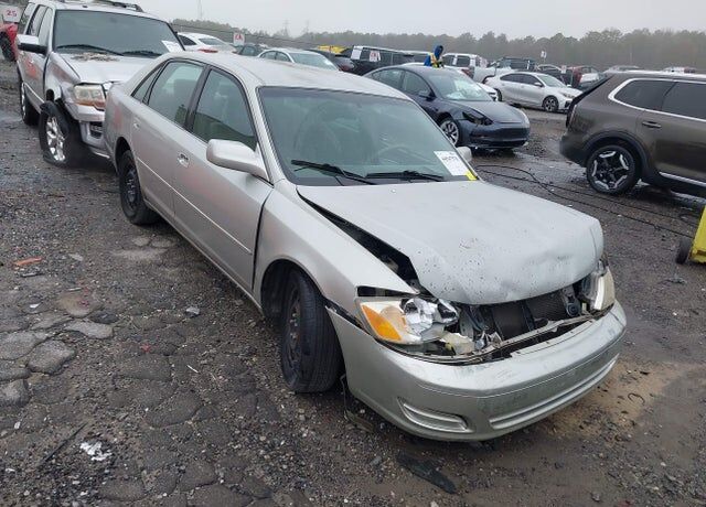 2000 TOYOTA Avalon