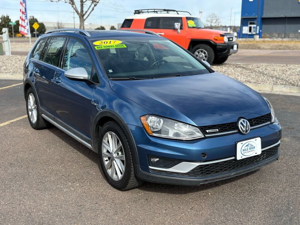 2017 VOLKSWAGEN Golf Alltrack