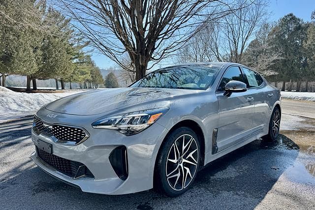 2022 KIA Stinger