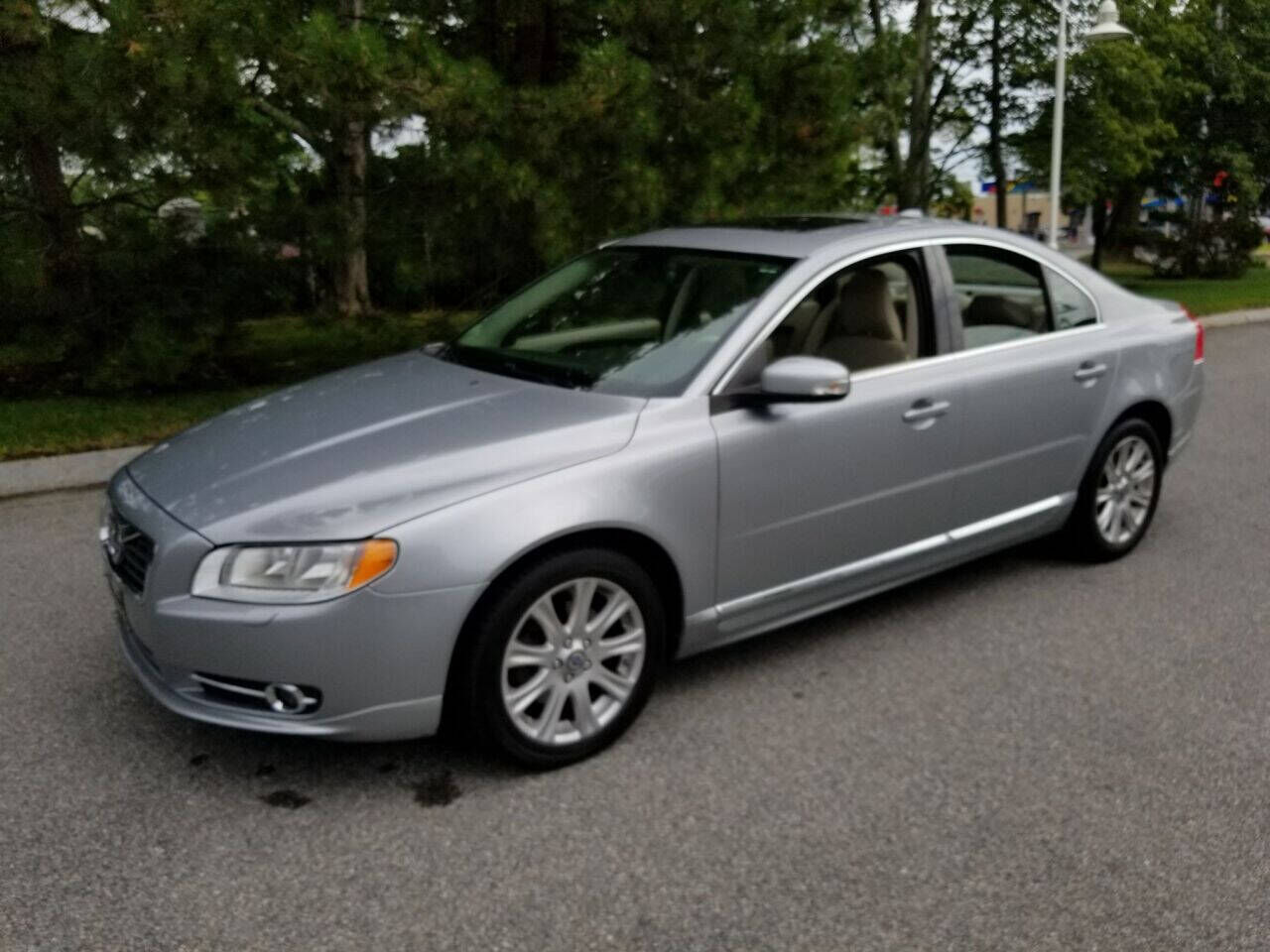 2011 VOLVO S80