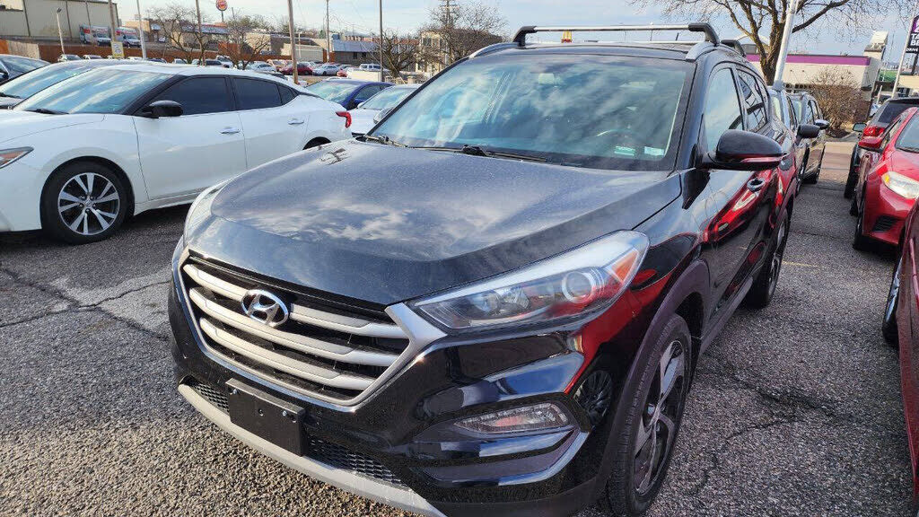 2017 HYUNDAI Tucson