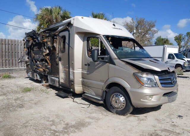 2014 MERCEDES-BENZ Sprinter