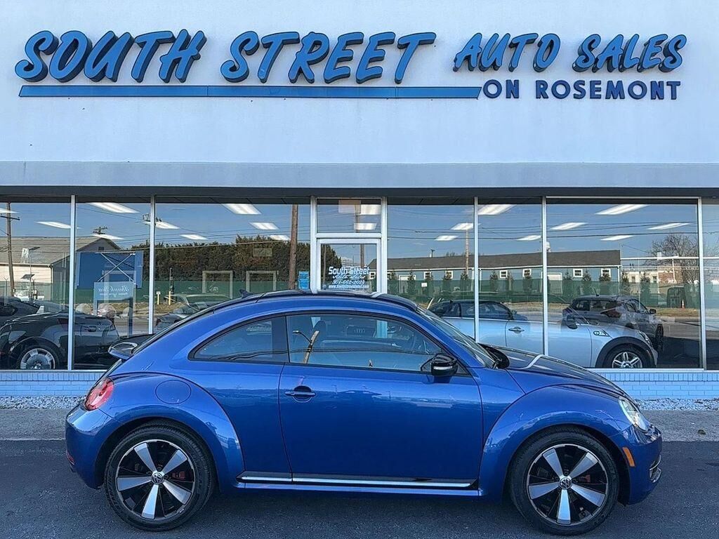 2012 VOLKSWAGEN Beetle
