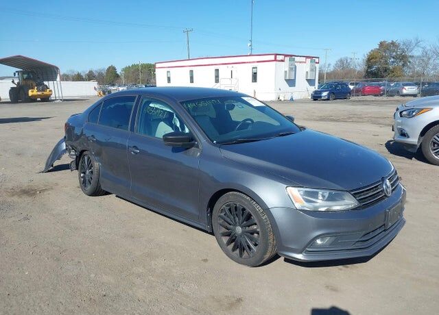 2016 VOLKSWAGEN Jetta