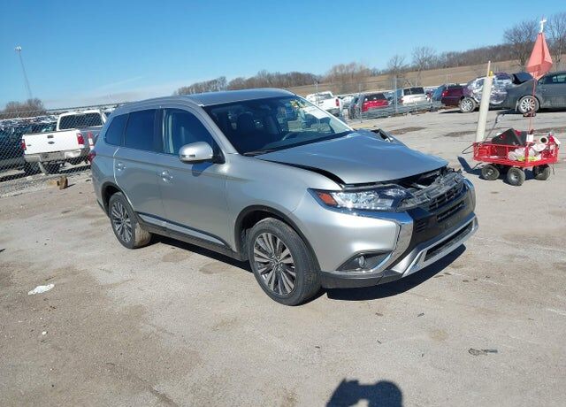 2020 Mitsubishi Outlander