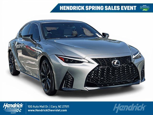 2022 LEXUS IS