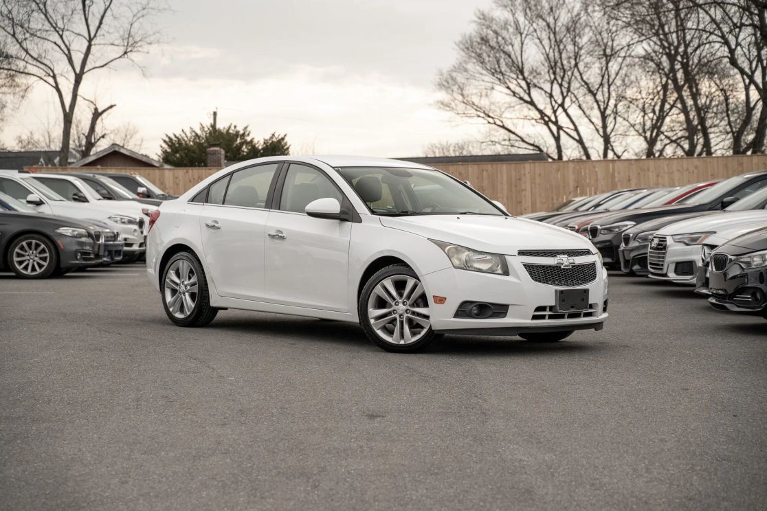 2013 CHEVROLET Cruze
