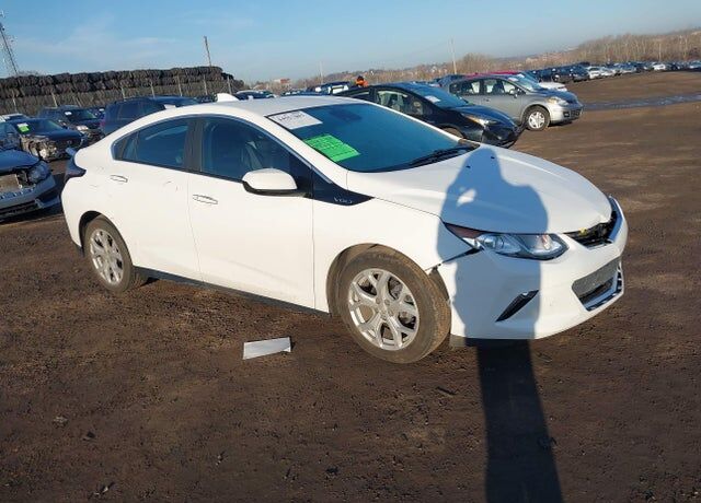 2017 CHEVROLET Volt