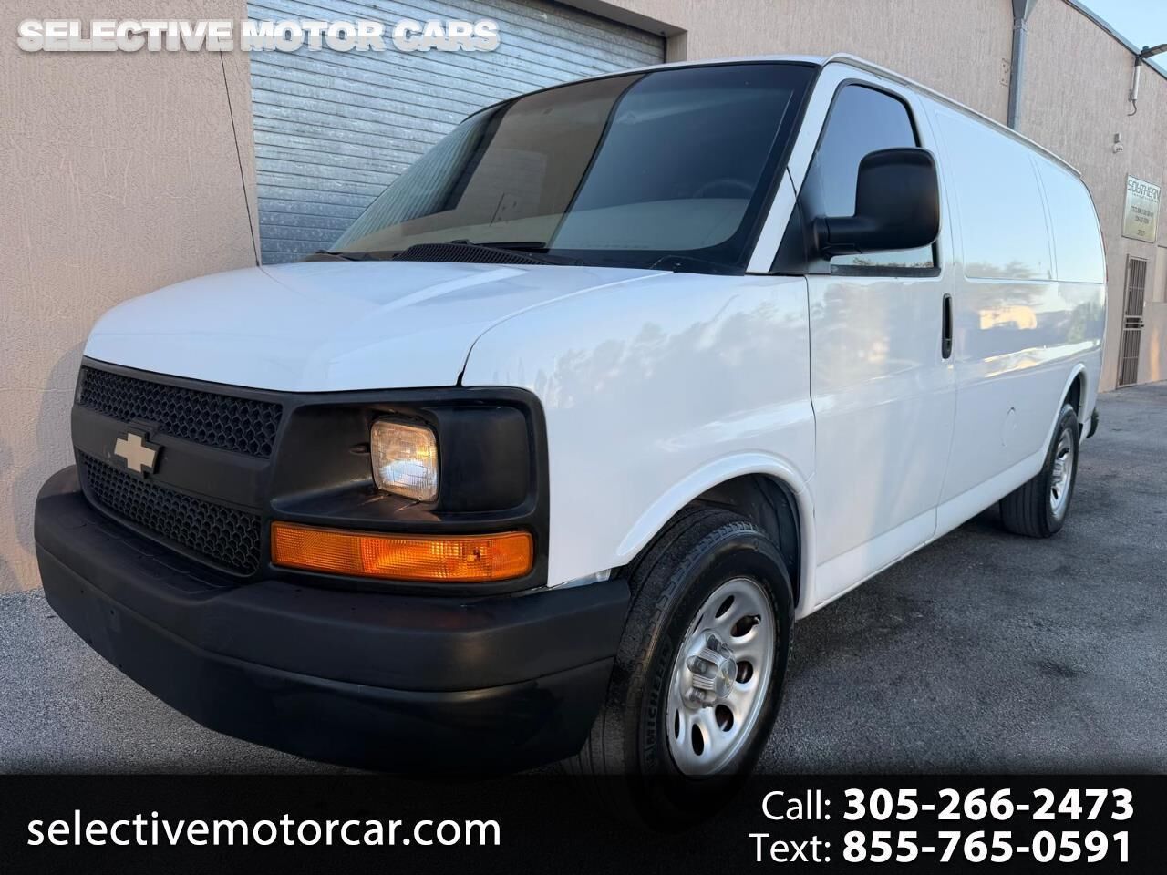 2011 CHEVROLET Express