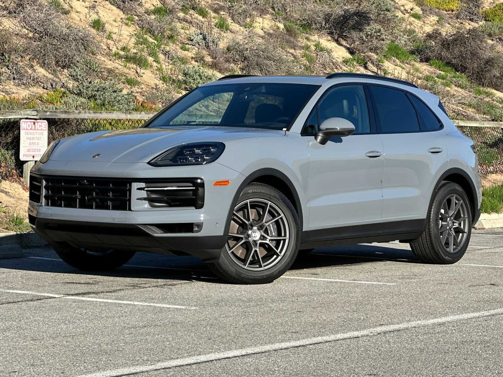 2026 PORSCHE Cayenne